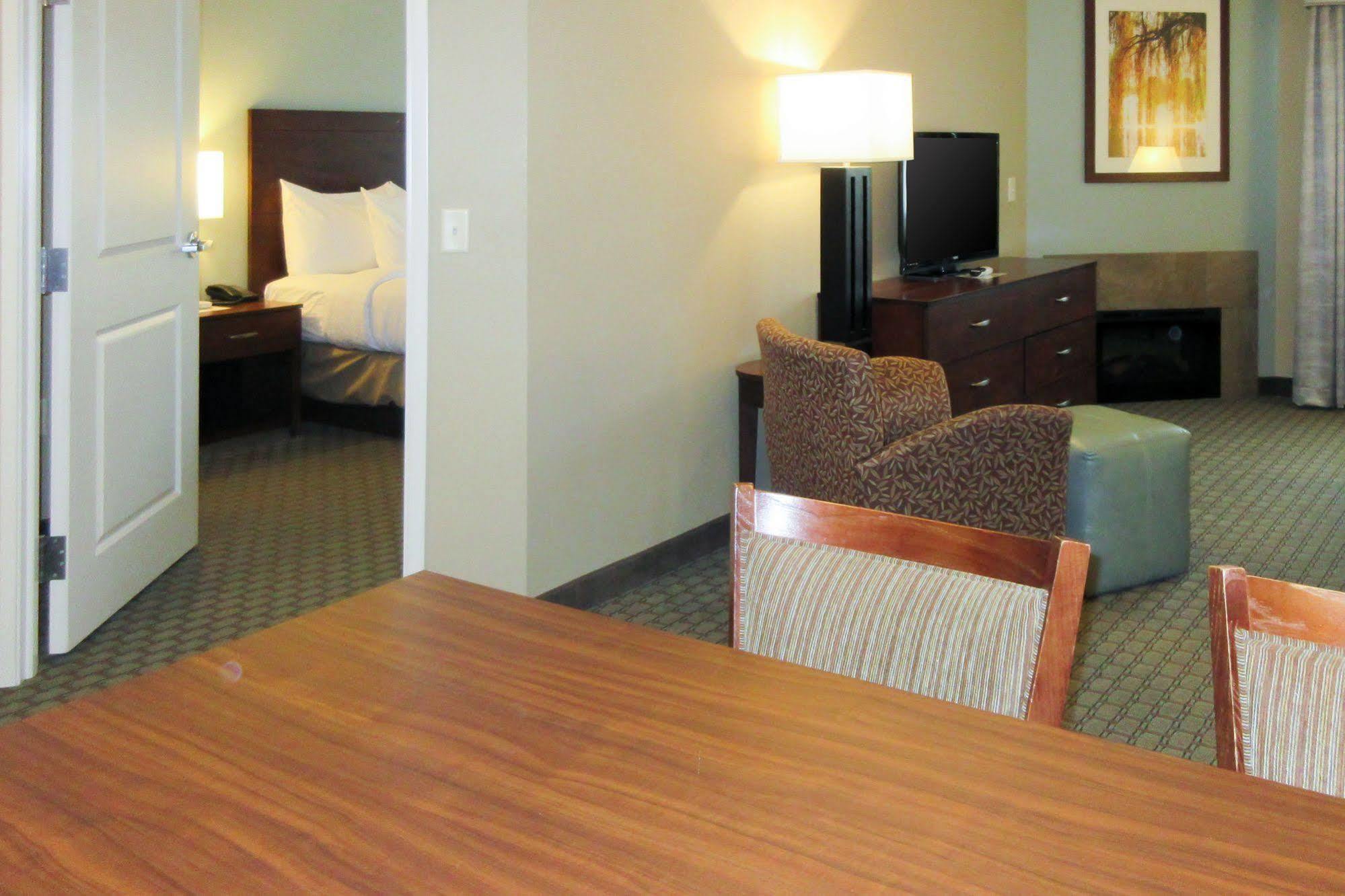 Comfort Inn & Suites - Chisago City Екстериор снимка