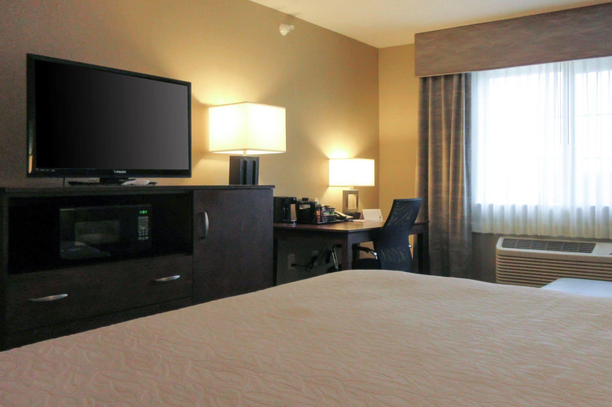 Comfort Inn & Suites - Chisago City Екстериор снимка